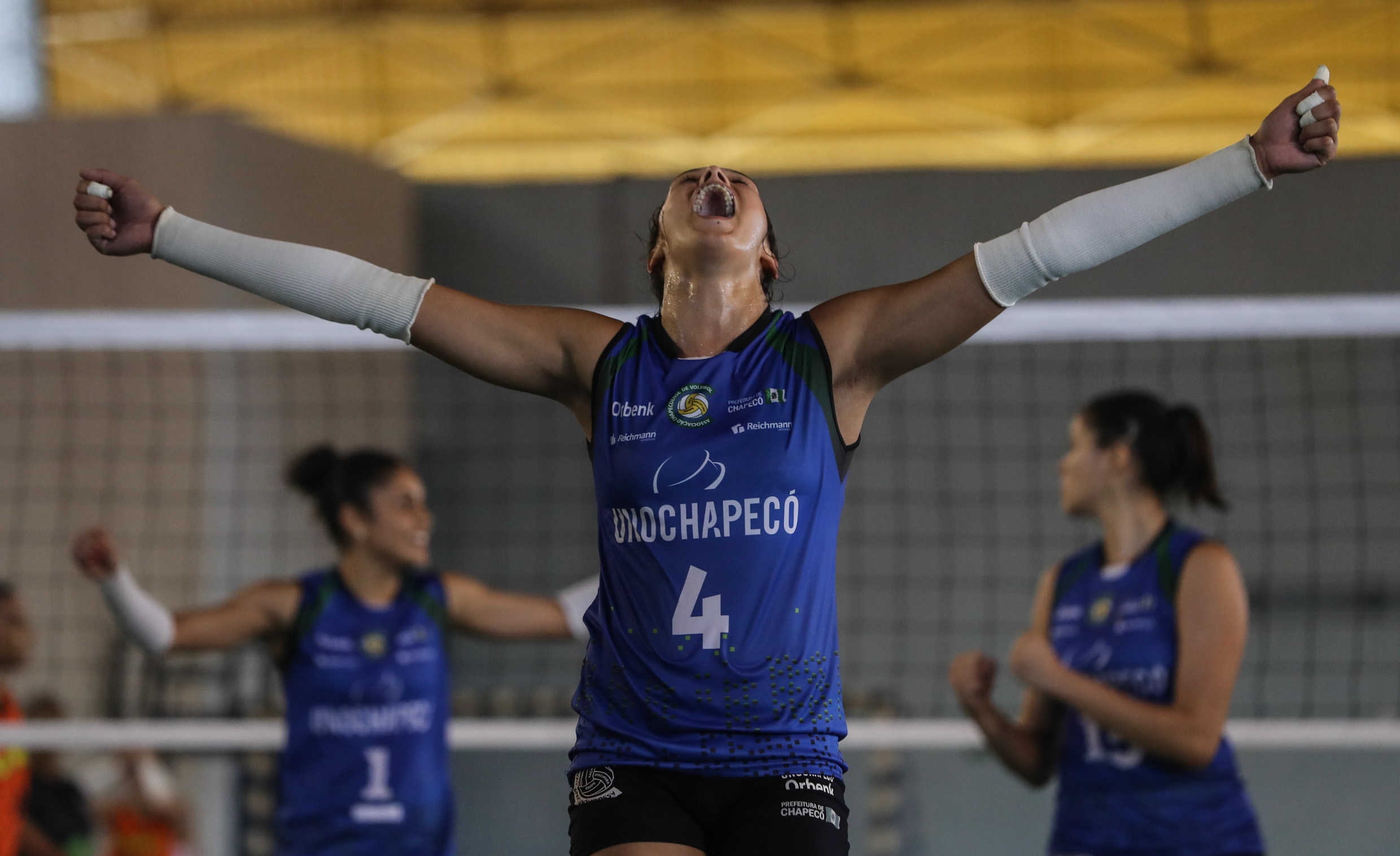JUB's 2016 VÔLEI FEMININO DA UNOCHAPECÓ É OURO EM CUIABÁ-MT
