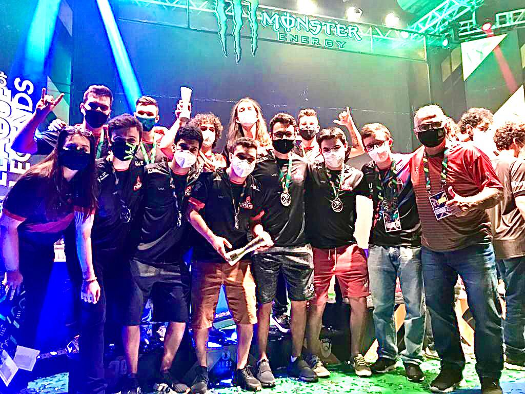 FCDU nos JUBS eSPORTS